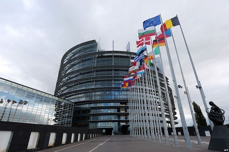 European parliament contradicts UK claim on deal on citizens' rights